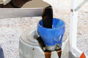How to Burn Used Motor Oil Using Clean Burn