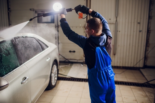 Electric Pressure Washer for Indoor Use: Choosing the Right One