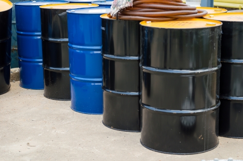 Burning Used Motor Oil: Safe Heating or Toxic Mistake?
