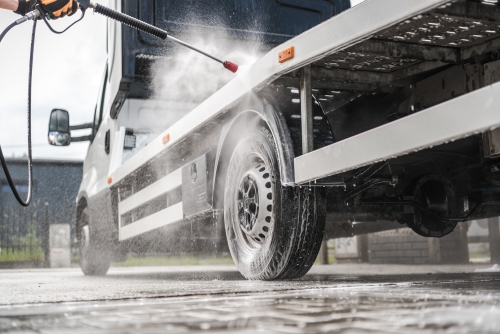 Commercial Fleet Pressure Washer: Which Specs Matter Most?